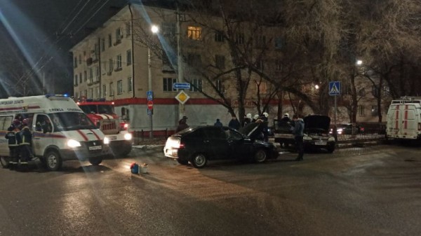 Авария у дома культуры: госпитализированы два человека
Авария у дома культуры: госпитализированы два человека