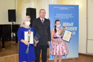 Состоялось вручение премии «Юные дарования Саратова»
Состоялось вручение премии «Юные дарования Саратова»