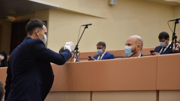 Саратовскую областную думу покинули еще два депутата
