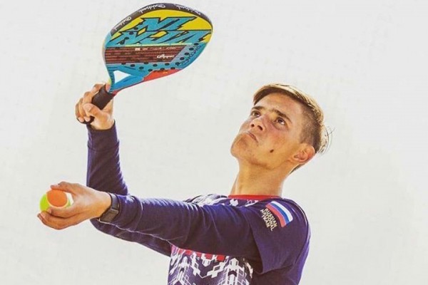 Теннисист из Энгельса стал победителем первенства России