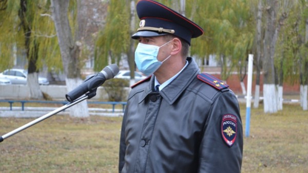 В Саратове служебные собаки помогли раскрыть более 100 преступлений. Животные показали, как ищут кровь, наркотики и взрывчатку
