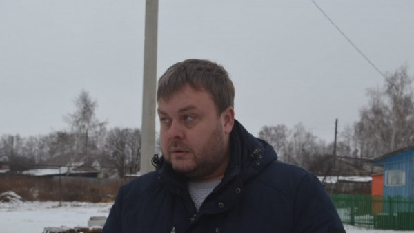 В Саратовском селе на сэкономленные деньги отремонтировали Дом культуры: средств не хватило, подрядчик пообещал добавить «из своих»
В Саратовском селе на сэкономленные деньги отремонтировали Дом культуры: средств не хватило, подрядчик пообещал добавить «из своих»