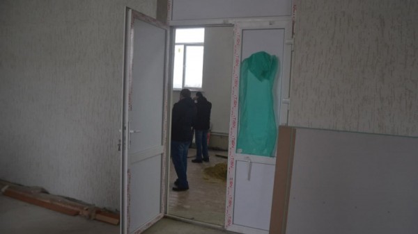 В Саратовском селе на сэкономленные деньги отремонтировали Дом культуры: средств не хватило, подрядчик пообещал добавить «из своих»
В Саратовском селе на сэкономленные деньги отремонтировали Дом культуры: средств не хватило, подрядчик пообещал добавить «из своих»