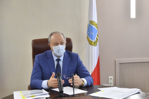 Губернатор потребовал в ближайшее время завершить основные дорожные работы в регионе