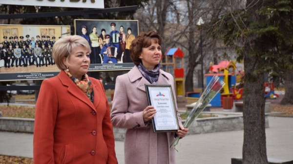 Саратовская Доска почета работников культуры обновилась и &laquo;переехала&raquo; от одного театра к другому
