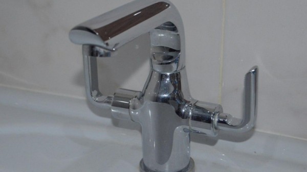 Две улицы в Ленинском районе остались до вечера без воды
