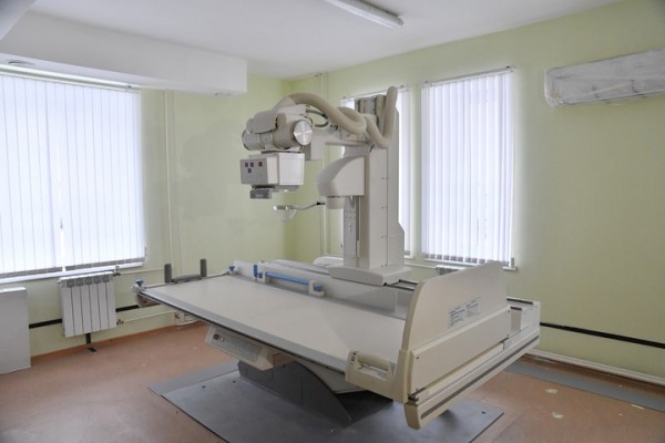 В Саратове заработала новая поликлиника, построенная за 9 месяцев по нацпроекту. Но пока пациентам оказывают только неотложную помощь