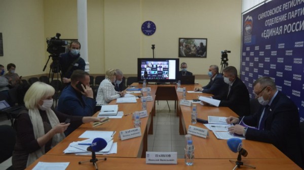 Депутат Госдумы: в Саратовской области перерабатывают 4% мусора, остальное закапывают
