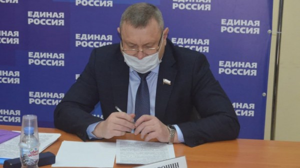 Депутат Госдумы: в Саратовской области перерабатывают 4% мусора, остальное закапывают
