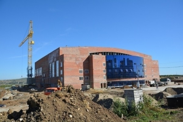 Во Дворце водных видов спорта проходит испытание основного бассейна