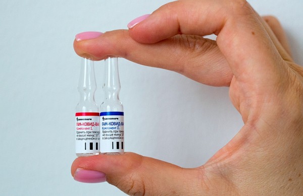 Губернатор потребовал не принуждать граждан к вакцинации от коронавируса 