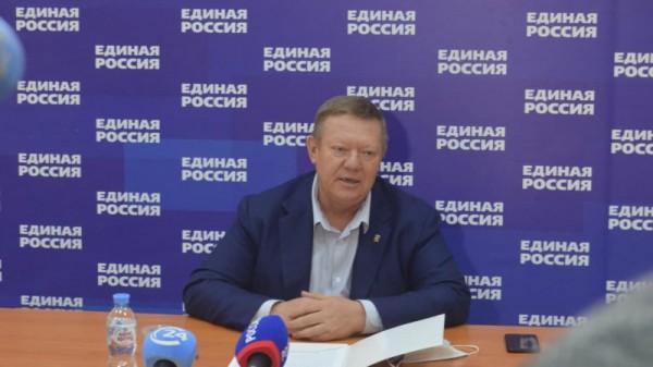 &laquo;Возьмет и в областную думу снаряды привезет&raquo;: депутат Госдумы о народном избраннике, у которого нашли боеприпасы
