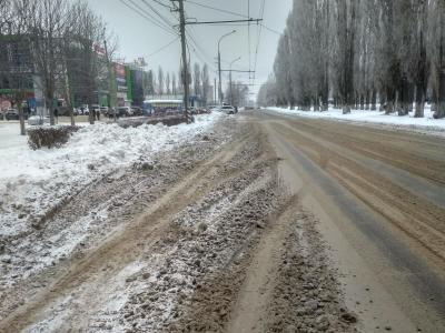 Жители Балаково: "Праздники конечно хорошо, но почему брошен город?"
Жители Балаково: "Праздники конечно хорошо, но почему брошен город?"