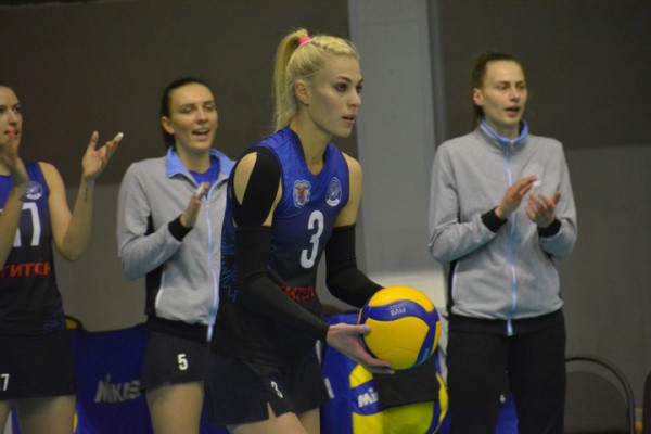 &laquo;Протон&raquo; в заключительной домашней игре сезона уверенно обыграл белорусских волейболисток