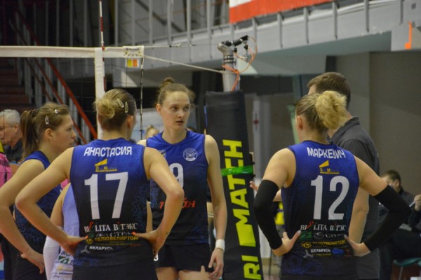 &laquo;Протон&raquo; в заключительной домашней игре сезона уверенно обыграл белорусских волейболисток