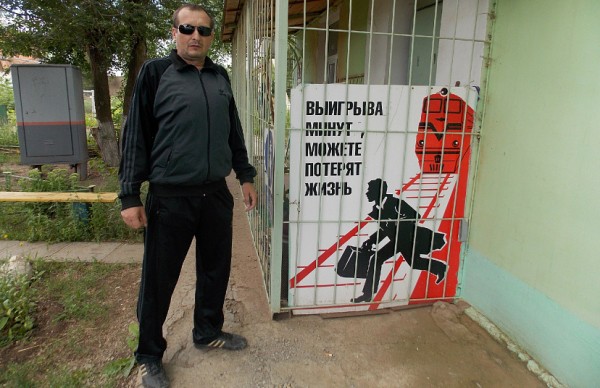 Саратовский музыкант готов выступать за хлеб и пельмени