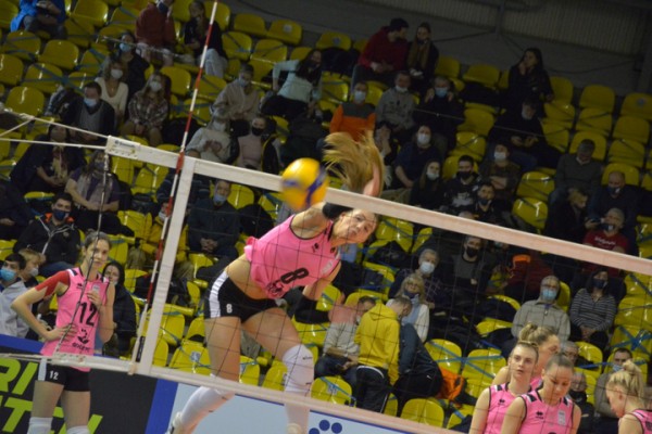 &laquo;Протон&raquo; одержал уверенную победу в первом матче плей-офф чемпионата России