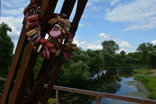 &laquo;СтОит как чугунный мост&raquo;: на восстановление памятника в Петровске и благоустройство территории вокруг него потратят 70 миллионов