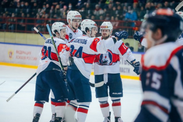 Торжество атакующего хоккея