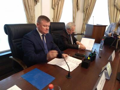 
Михаил Исаев поручил чаще проверять несанкционированные места купания 					