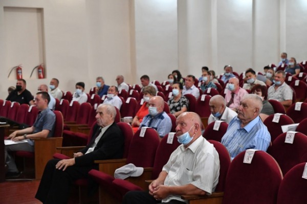 Глава региона встретился с активом Перелюбского района