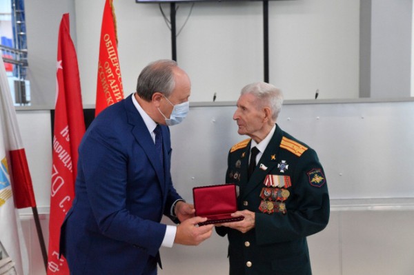 Губернатор поздравил Саратовскую региональную организацию &laquo;Российский союз ветеранов&raquo; с 60-летним юбилеем