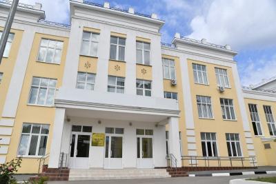 
В Саратовской области нет ни одной школы, которая бы вошла в топ-100 школ страны					