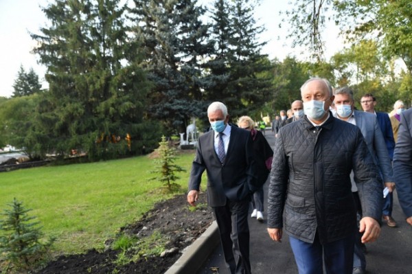 Глава региона ознакомился с работами по благоустройству Балашова
