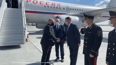 Михаил Мишустин прилетел в Саратов
Михаил Мишустин прилетел в Саратов