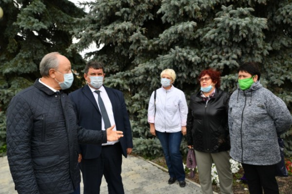 Губернатор Валерий Радаев посетил Самойловский район