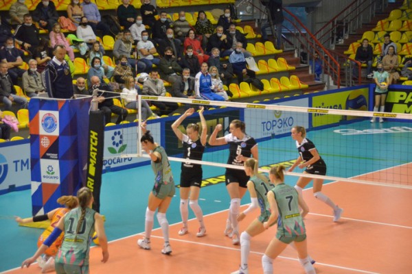 &laquo;Протон-Саратов&raquo; выиграл на тай-брейке стартовый матч чемпионата России