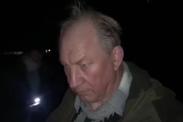 В багажнике машины депутата Госдумы Валерия Рашкина нашли разделанную тушу лося, топор и два ножа со следами крови: возбуждено уголовное дело