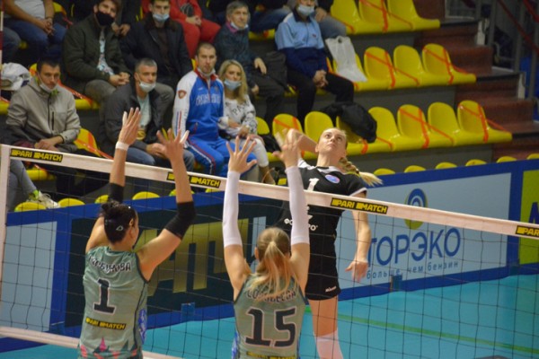 &laquo;Протон-Саратов&raquo; выиграл на тай-брейке стартовый матч чемпионата России