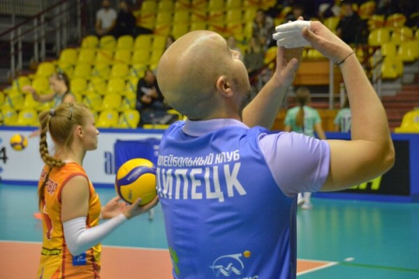 &laquo;Протон-Саратов&raquo; выиграл на тай-брейке стартовый матч чемпионата России