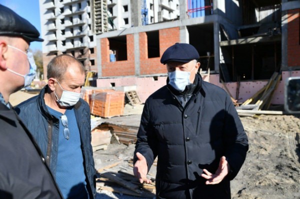 Валерий Радаев проконтролировал строительство детсадов в Заводском районе г. Саратова