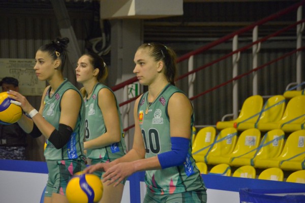 &laquo;Протон-Саратов&raquo; выиграл на тай-брейке стартовый матч чемпионата России