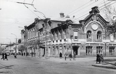 В Саратове восстановят несколько объектов культурного наследия
В Саратове восстановят несколько объектов культурного наследия