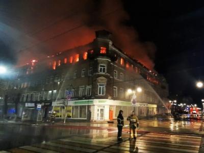 Глава Саратова заявил, что здание бывшей гостиницы "Россия" будет восстановлено
Глава Саратова заявил, что здание бывшей гостиницы "Россия" будет восстановлено