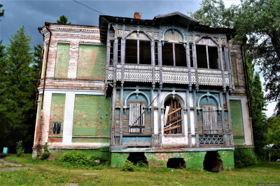 СК начал проверку из-за разрушения усадьбы Нарышкиных в пригороде Балашова
СК начал проверку из-за разрушения усадьбы Нарышкиных в пригороде Балашова