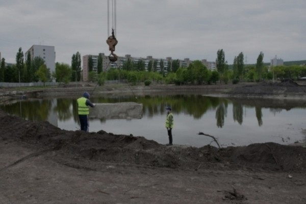 Чиновники добились взыскания неустойки с компании, занимающейся ландшафтным дизайном, за затягивания сроков при благоустройстве сквера Марины Расковой на два с половиной месяца