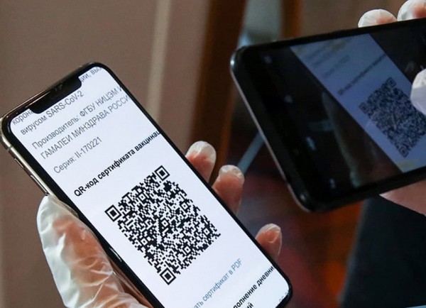 Саратовцы &laquo;в честь праздников&raquo; хотят попасть в кафе без QR-кодов 