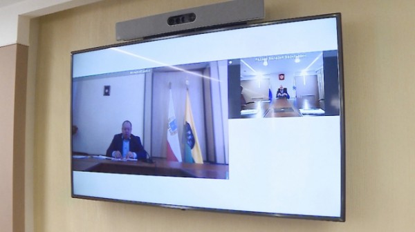 Губернатор Валерий Радаев заслушал отчет о ситуации в Вольском районе с уборкой снега