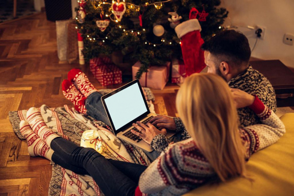 Вячеслав Володин провел опрос о занятиях на Новый год