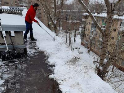 Жителям "утонувшей" пятиэтажки в Энгельсе придется подождать до 2024 года
Жителям "утонувшей" пятиэтажки в Энгельсе придется подождать до 2024 года