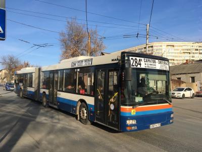 
В автобусах Саратова повышается стоимость проезда: график изменения и цены					