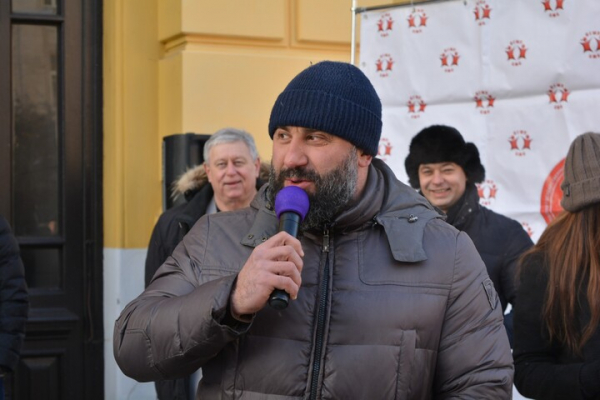 &laquo;Было жутко больно&raquo;: саратовский силач стал очередной жертвой гололёда