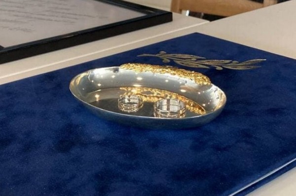 Саратовцы в первую красивую дату февраля заключили 83 брака 