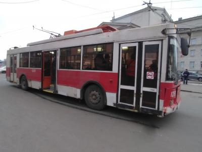 В трамваях и троллейбусах Саратова повышают плату за проезд
В трамваях и троллейбусах Саратова повышают плату за проезд