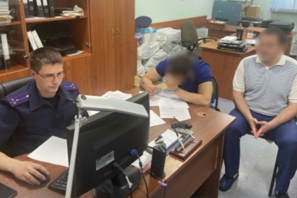 Следователи спустя пятнадцать с половиной лет задержали подозреваемого в убийстве Следователи спустя пятнадцать с половиной лет задержали подозреваемого в убийстве