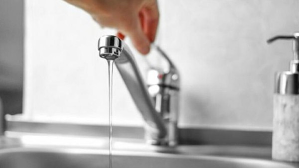 Тысячи жителей Саратова проведут воскресенье без воды